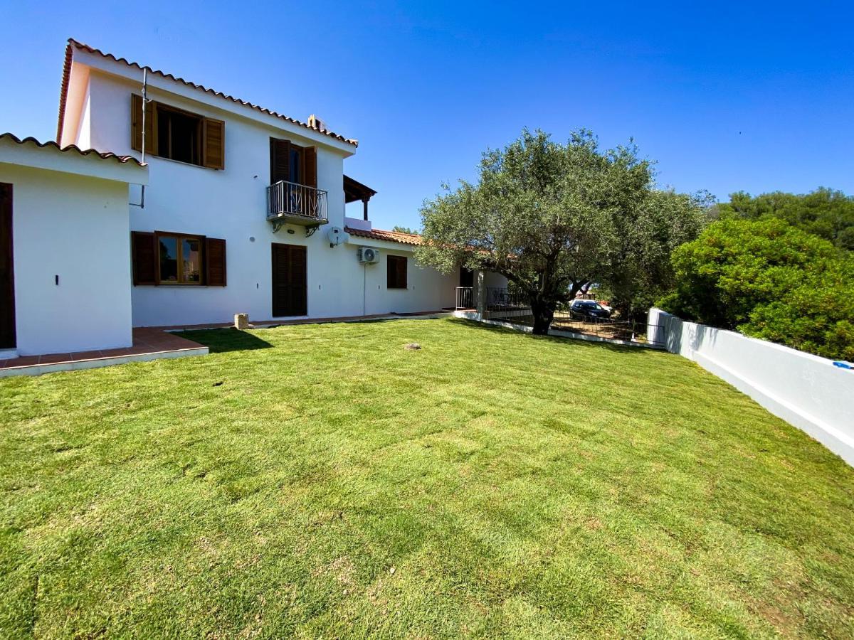 Appartamenti Residenziali Bonsai San Teodoro  Extérieur photo